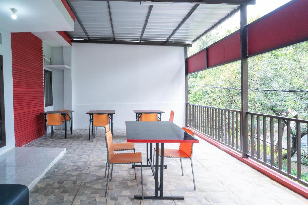 Reddoorz Plus Near Itc Cempaka Mas 2 ジャカルタ エクステリア 写真